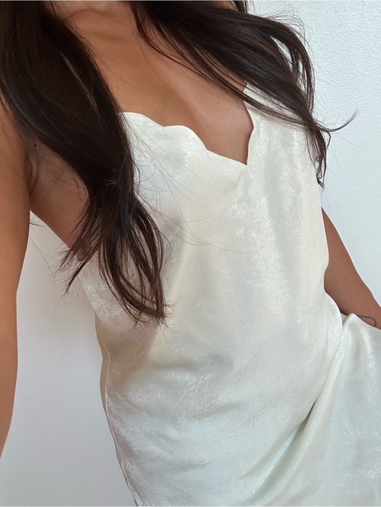 Dresses & Skirts - NWT Ivory Coquette Satin Scalloped V-Neck Mini Slip Dress Romantic  Size M